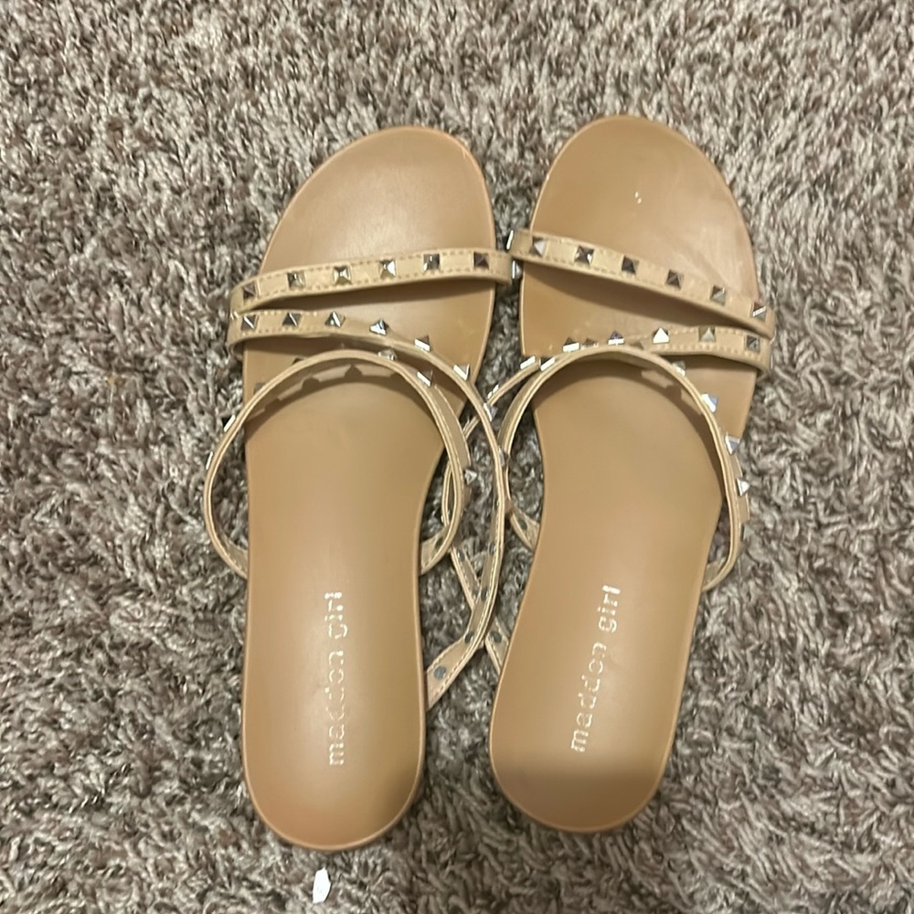 madden girl sandals